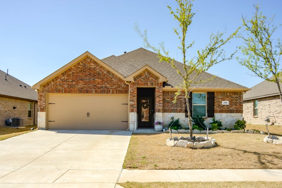 709 Saddle Club Way Princeton TX 75407