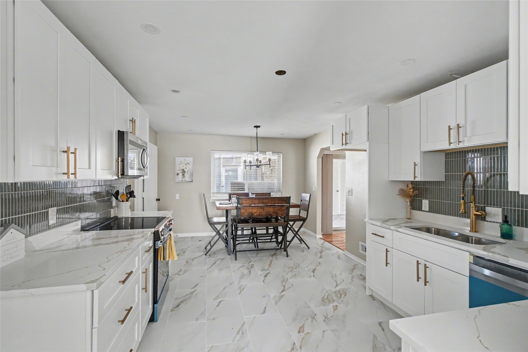 30 Crestwood Drive Trophy Club TX 76262