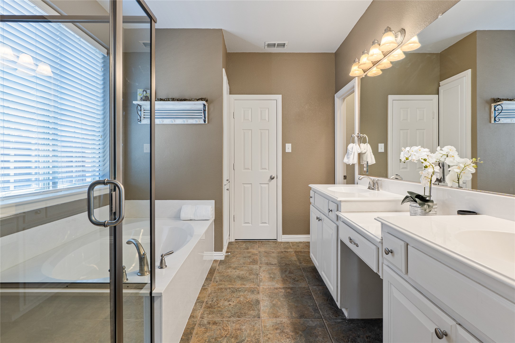 8008 Rocky Mountain Lane Mckinney TX 75070