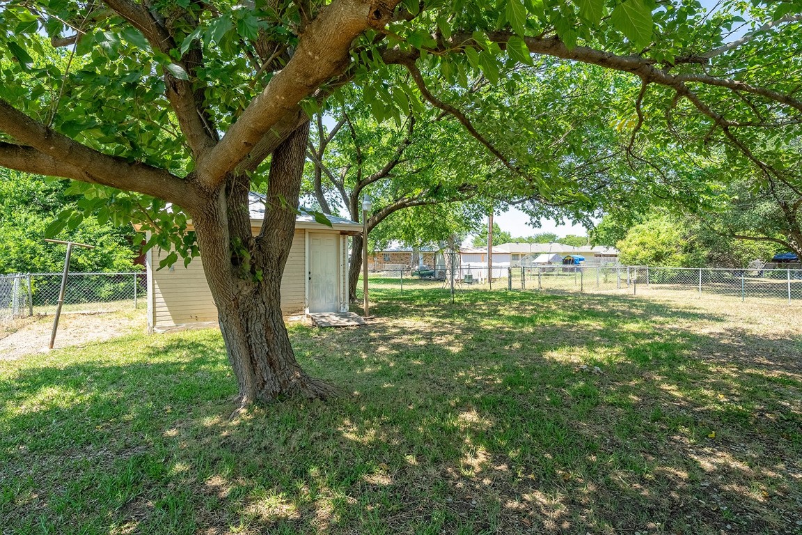 107 Southpark Court Sanger TX 76266