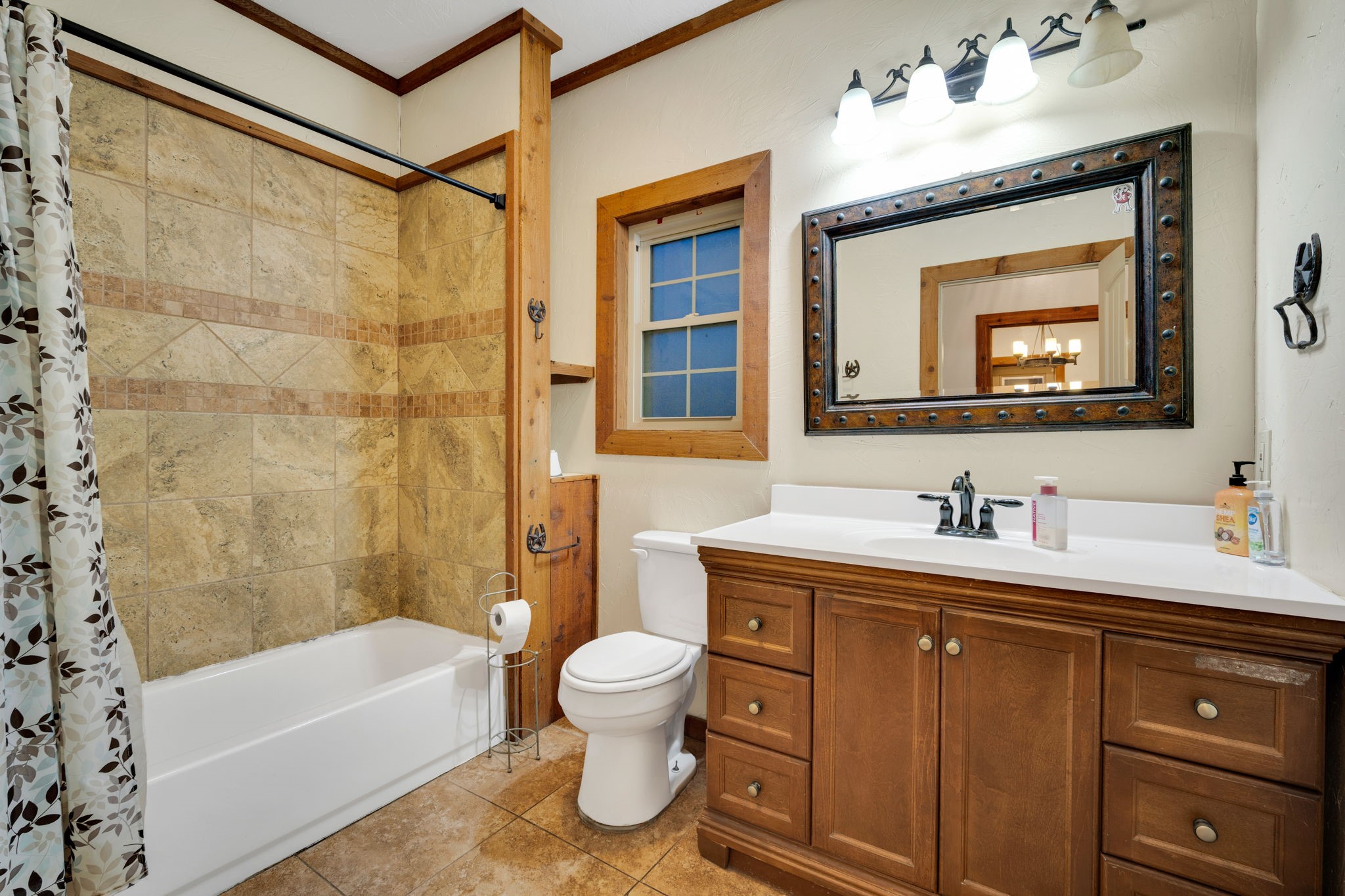 200 W Davis Avenue Alvarado TX 76009