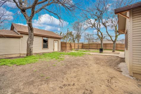 200 W Davis Avenue Alvarado TX 76009
