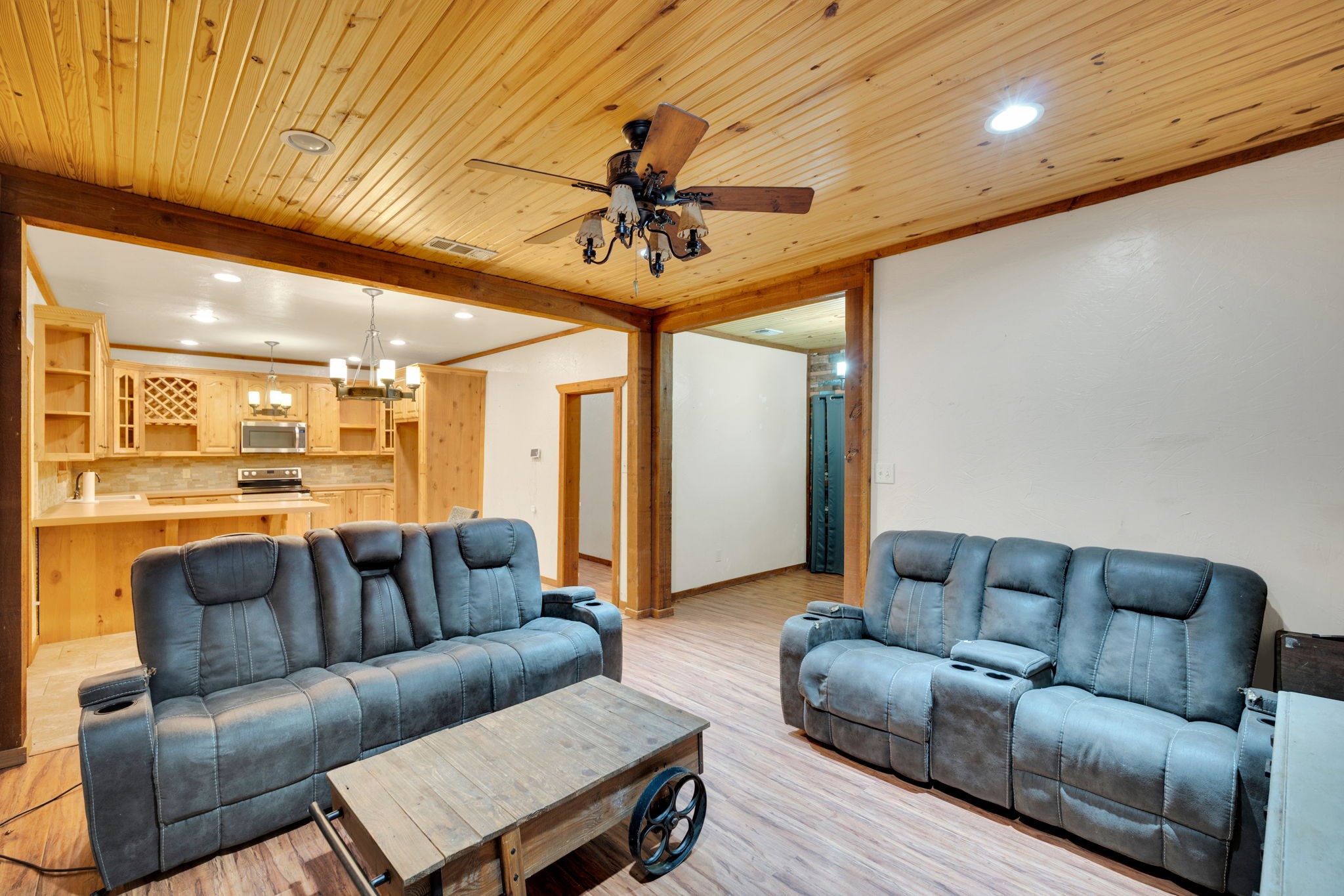 200 W Davis Avenue Alvarado TX 76009