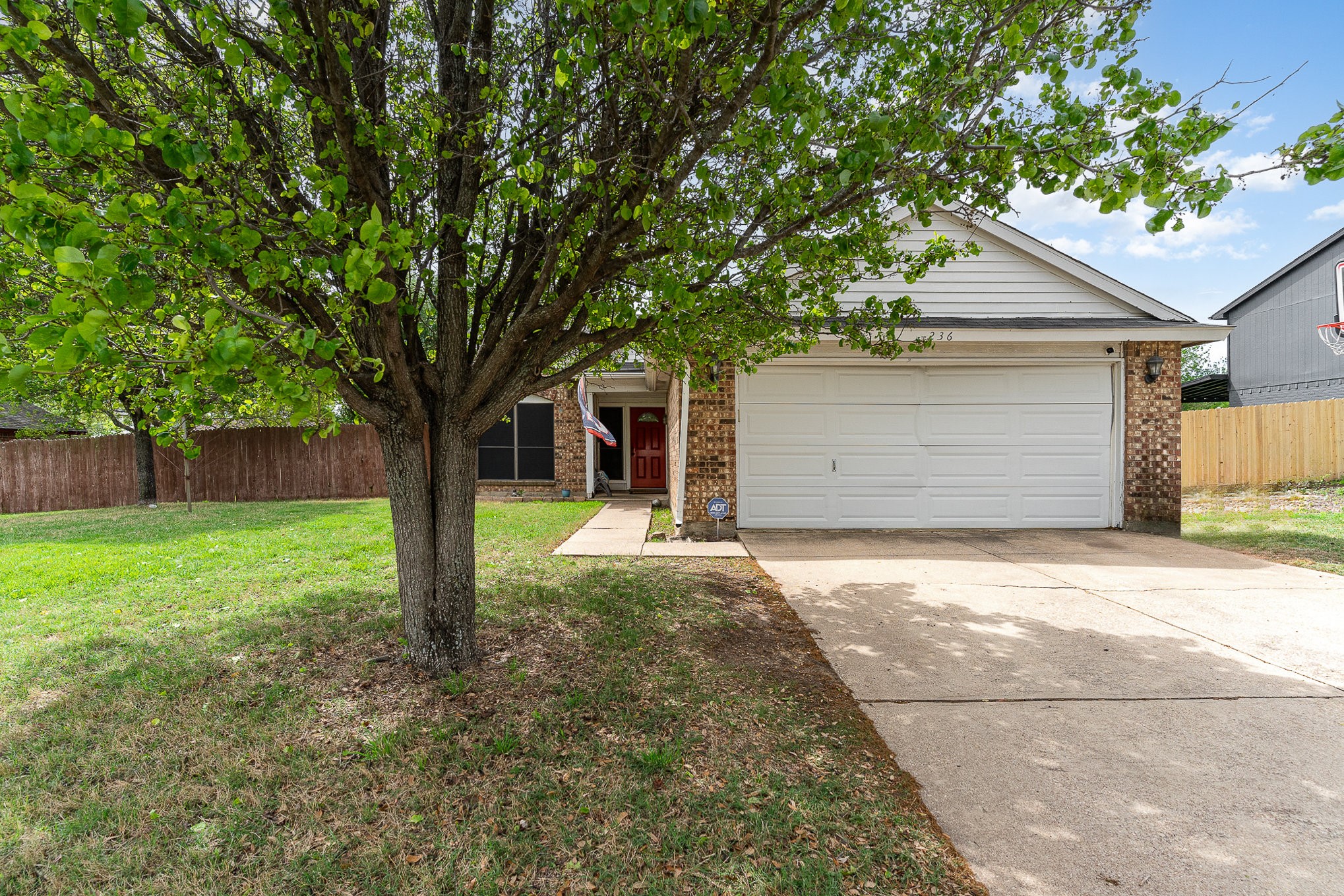 236 Sunset Drive Glenn Heights TX 75154