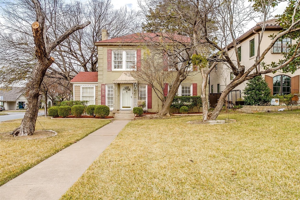 3736 Bellaire Drive N Fort Worth TX 76109