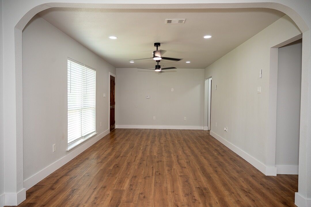 4006 June Drive Dallas TX 75211