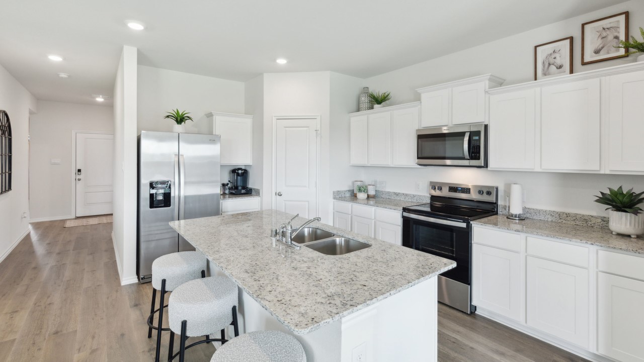 3008 Charleston Drive Ennis TX 75119