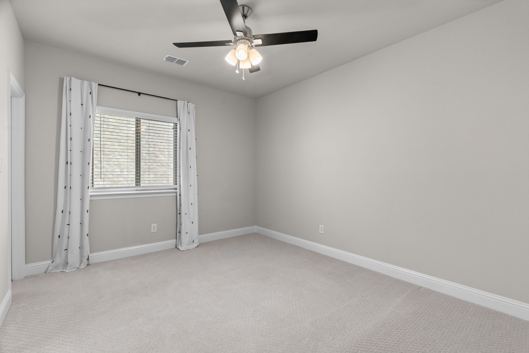 2400 Grafton Lane Mckinney TX 75071