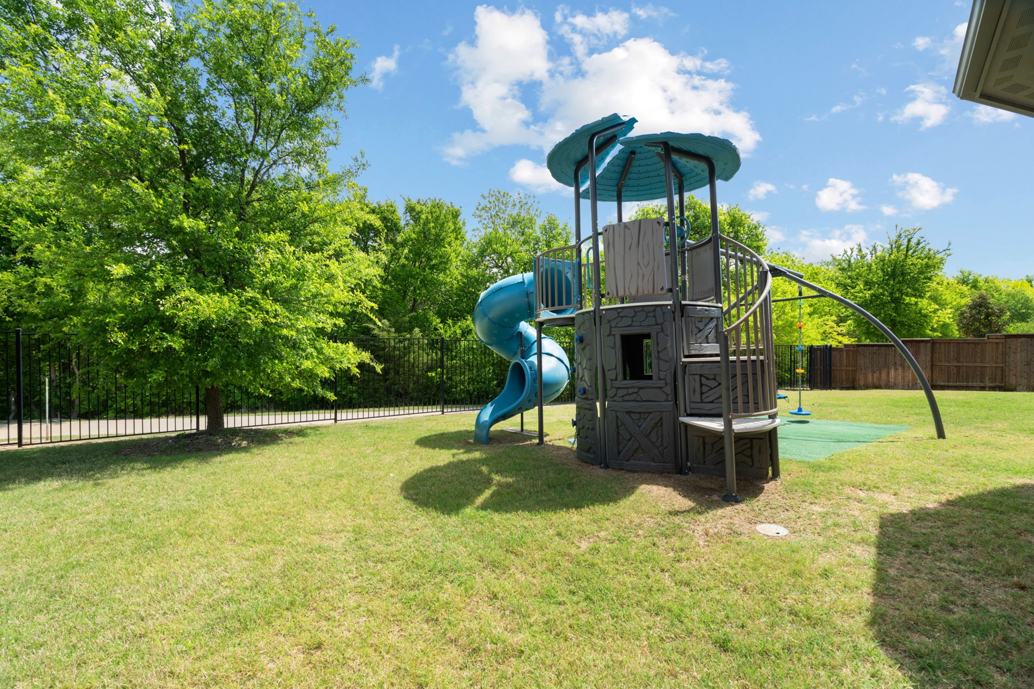 2400 Grafton Lane Mckinney TX 75071