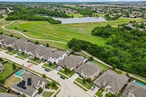 2400 Grafton Lane Mckinney TX 75071