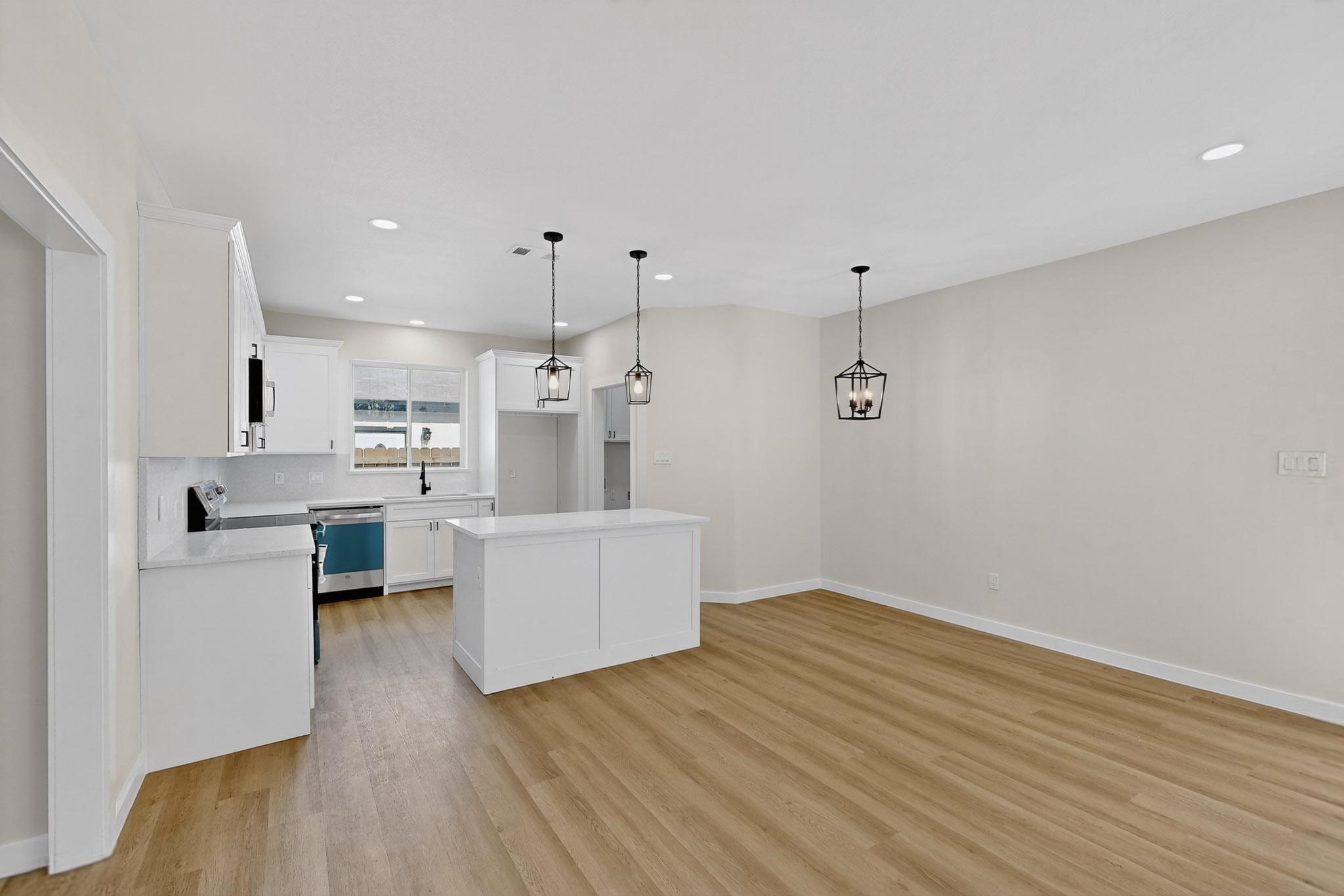208 E Rusk Street Rice TX 75155