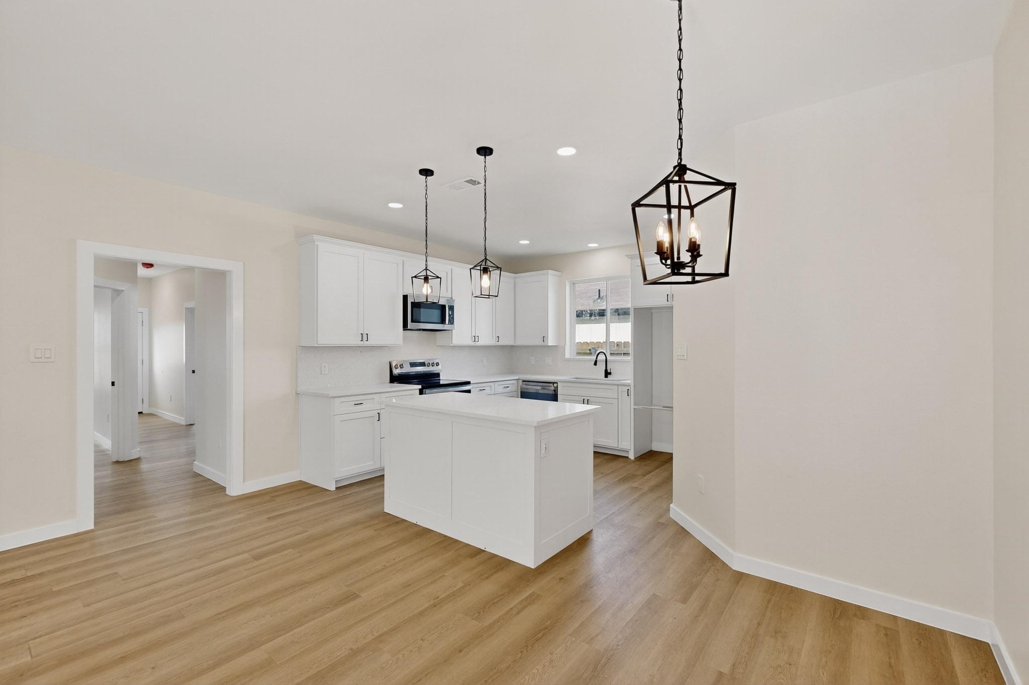 208 E Rusk Street Rice TX 75155