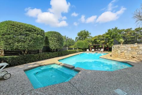 102 Bob White Avenue Weatherford TX 76086