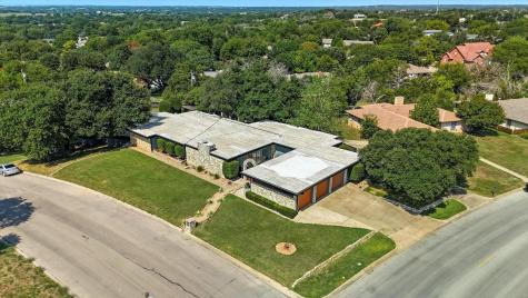 102 Bob White Avenue Weatherford TX 76086