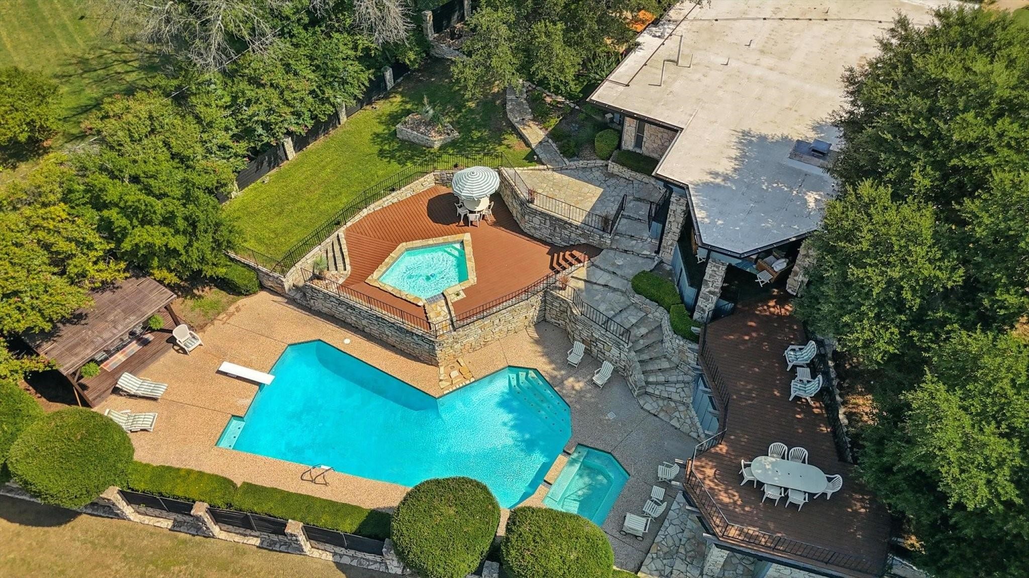 102 Bob White Avenue Weatherford TX 76086