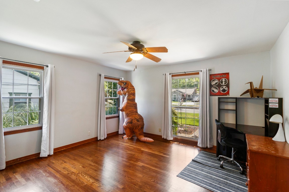 109 Parkwood Avenue Arlington TX 76013