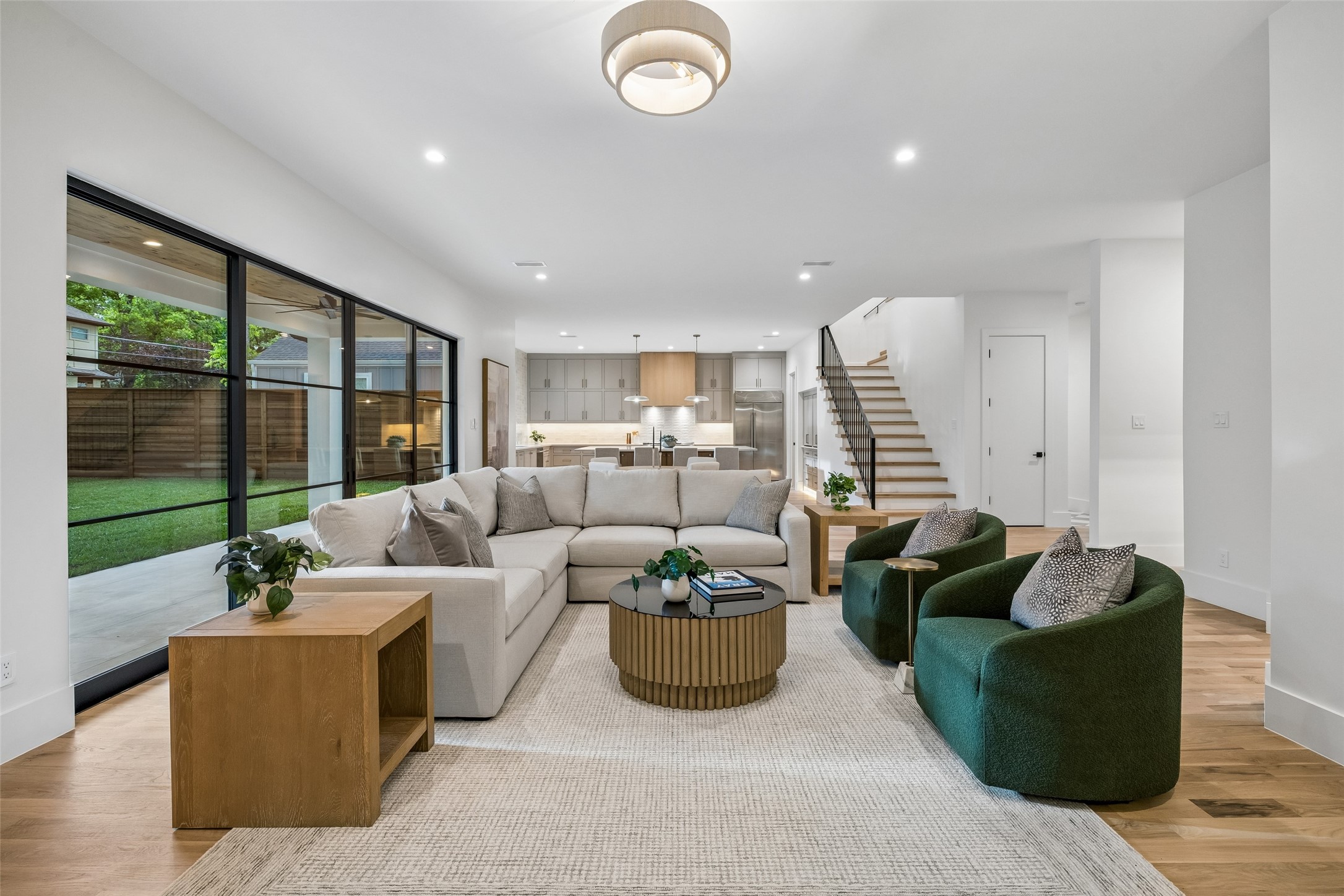 4413 Somerville Avenue Dallas TX 75206