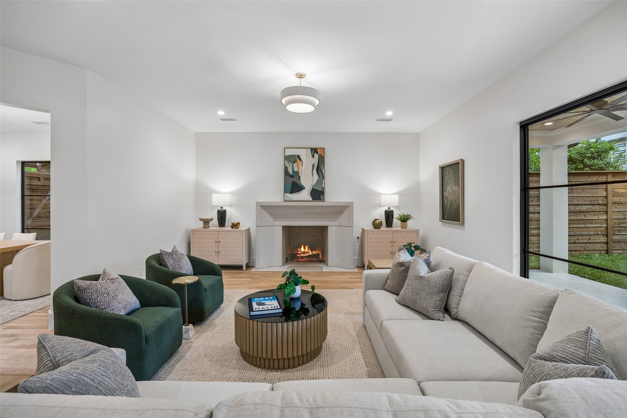 4413 Somerville Avenue Dallas TX 75206