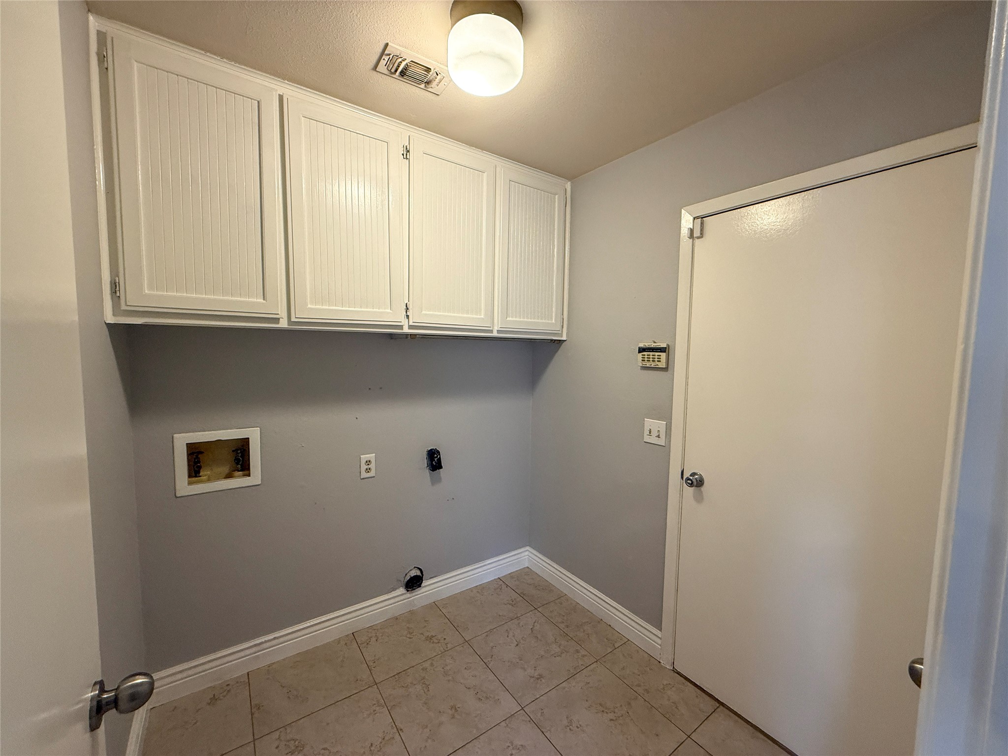 737 Kensington Lane Mansfield TX 76063