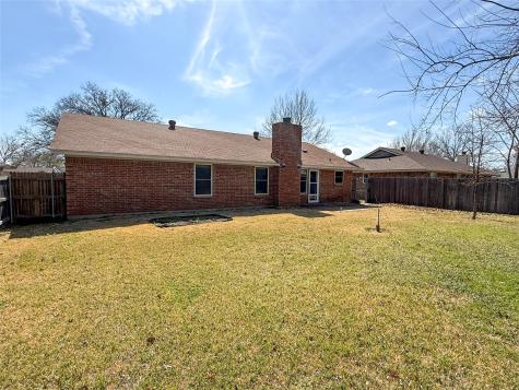 737 Kensington Lane Mansfield TX 76063