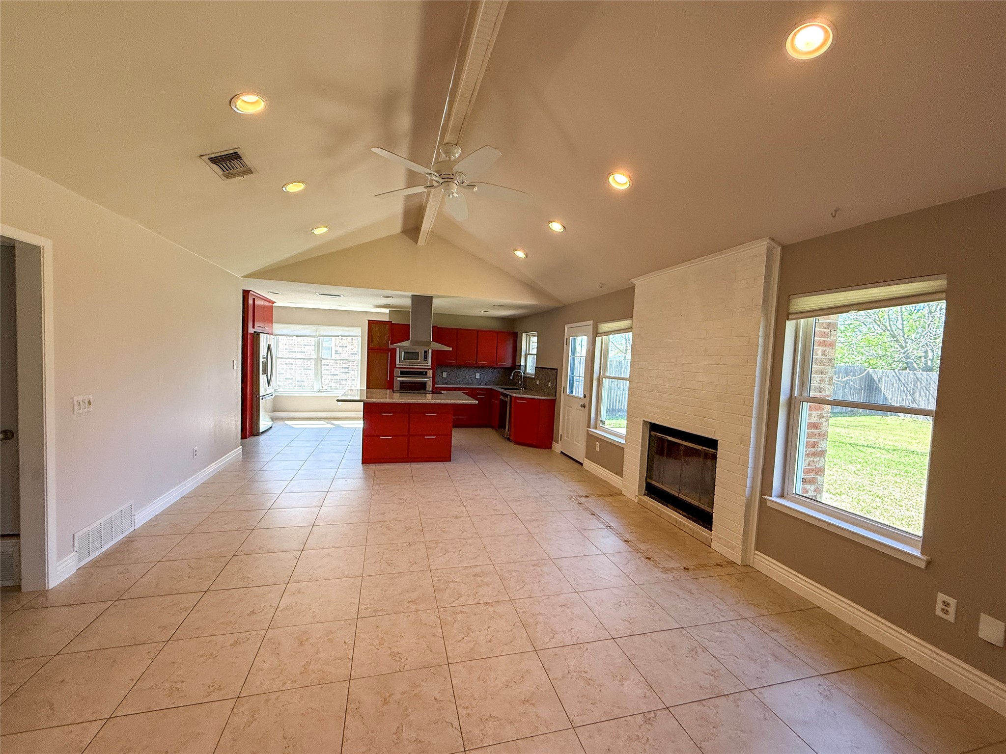 737 Kensington Lane Mansfield TX 76063