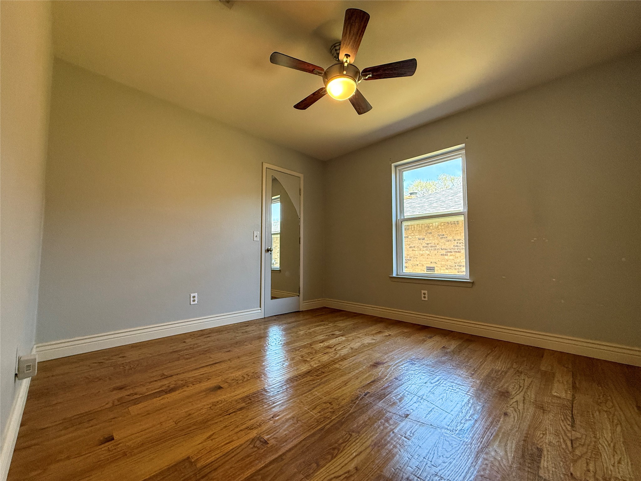 737 Kensington Lane Mansfield TX 76063