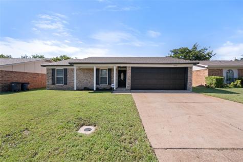 5616 Burton Avenue Fort Worth TX 76119