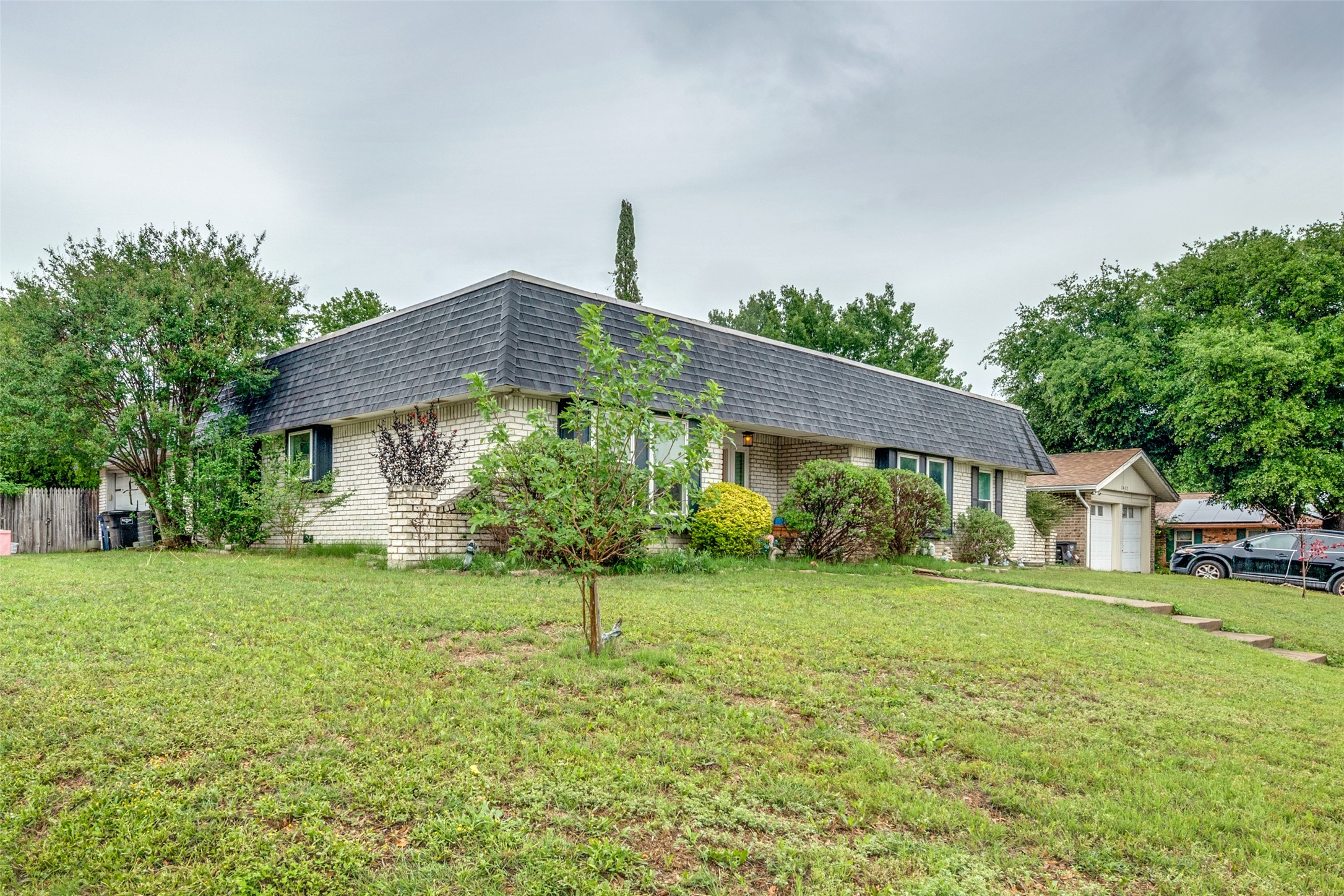 1616 Country Manor Road Fort Worth TX 76134