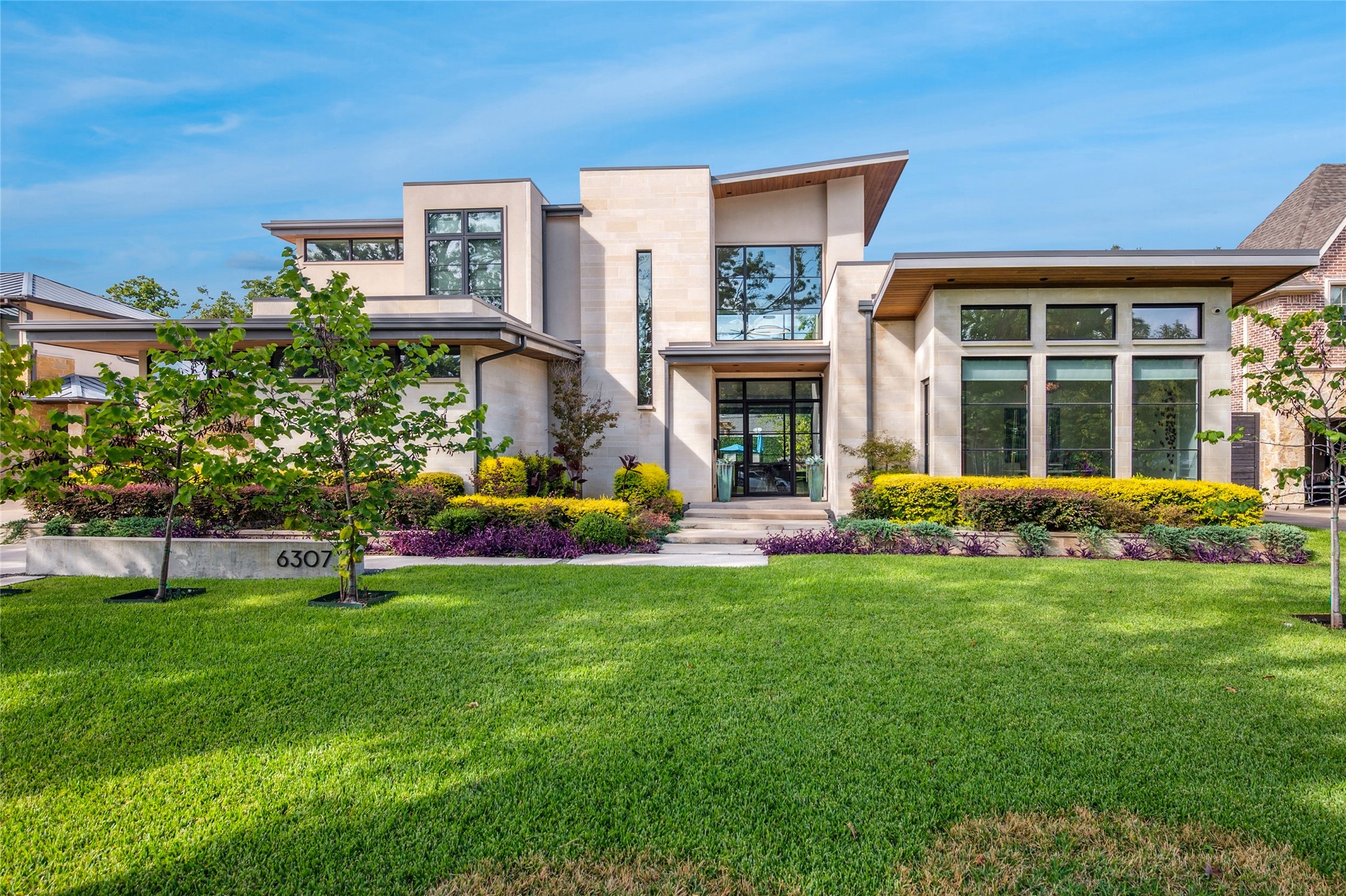 6307 Lavendale Avenue Dallas TX 75230