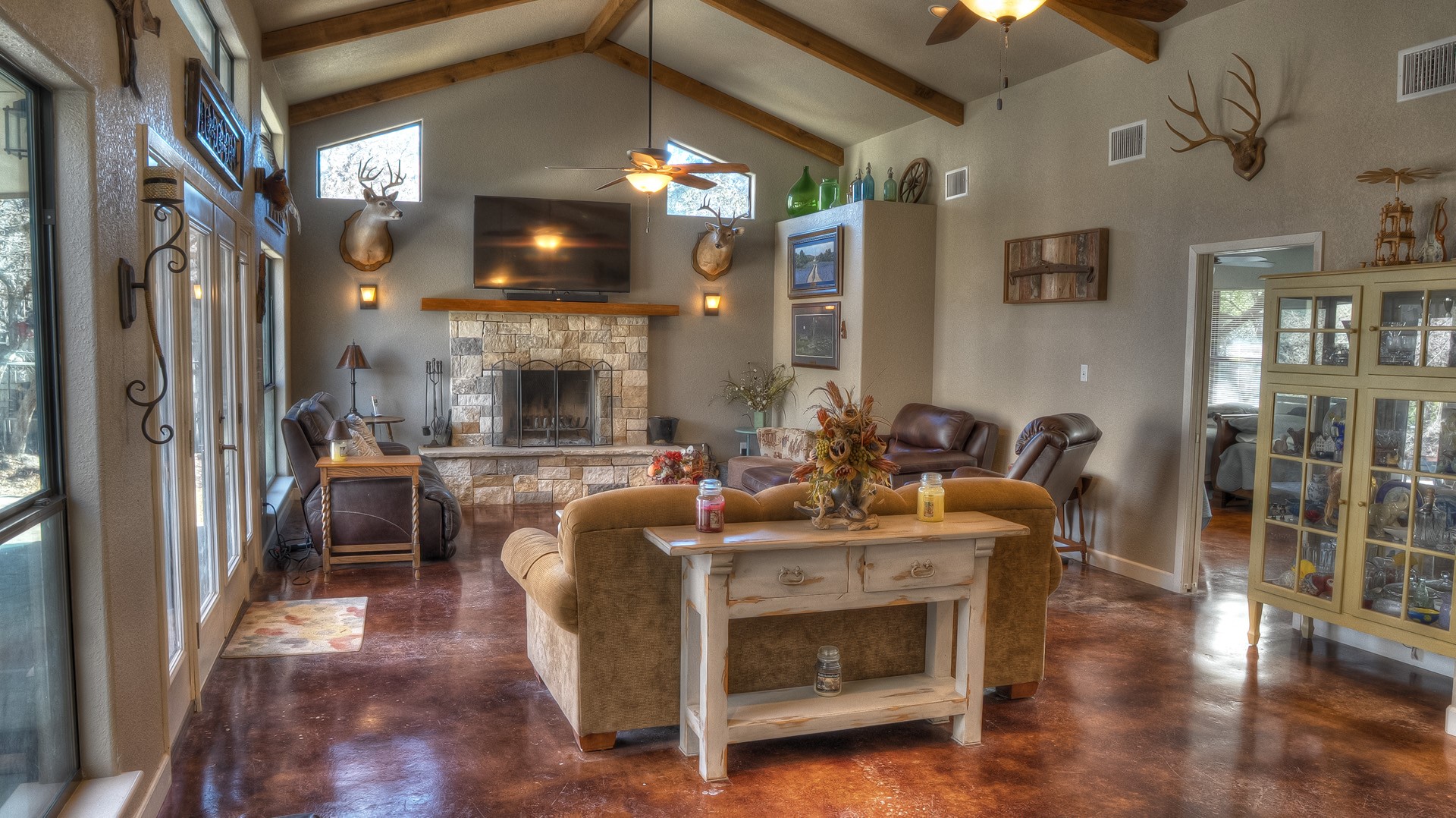 187 N Roy Chisum Road Leakey TX 78873
