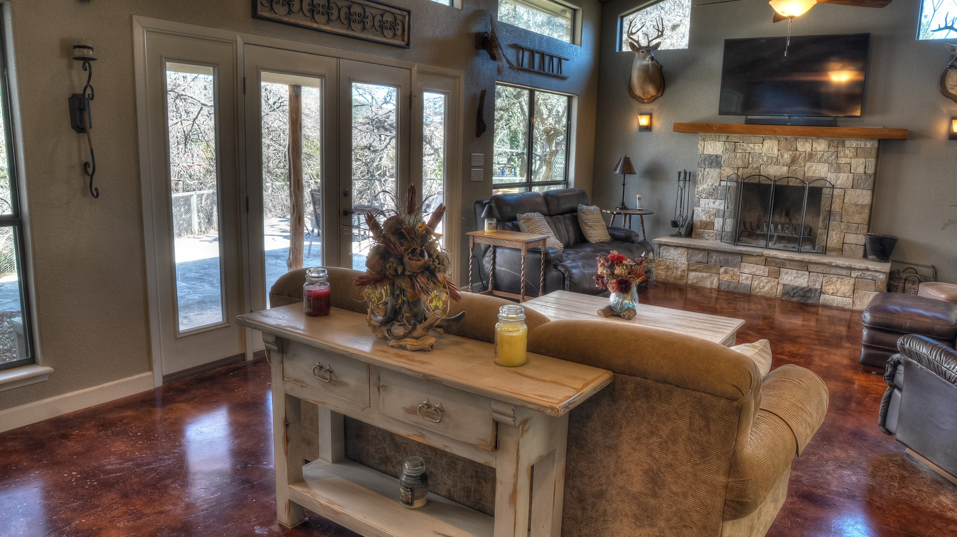 187 N Roy Chisum Road Leakey TX 78873