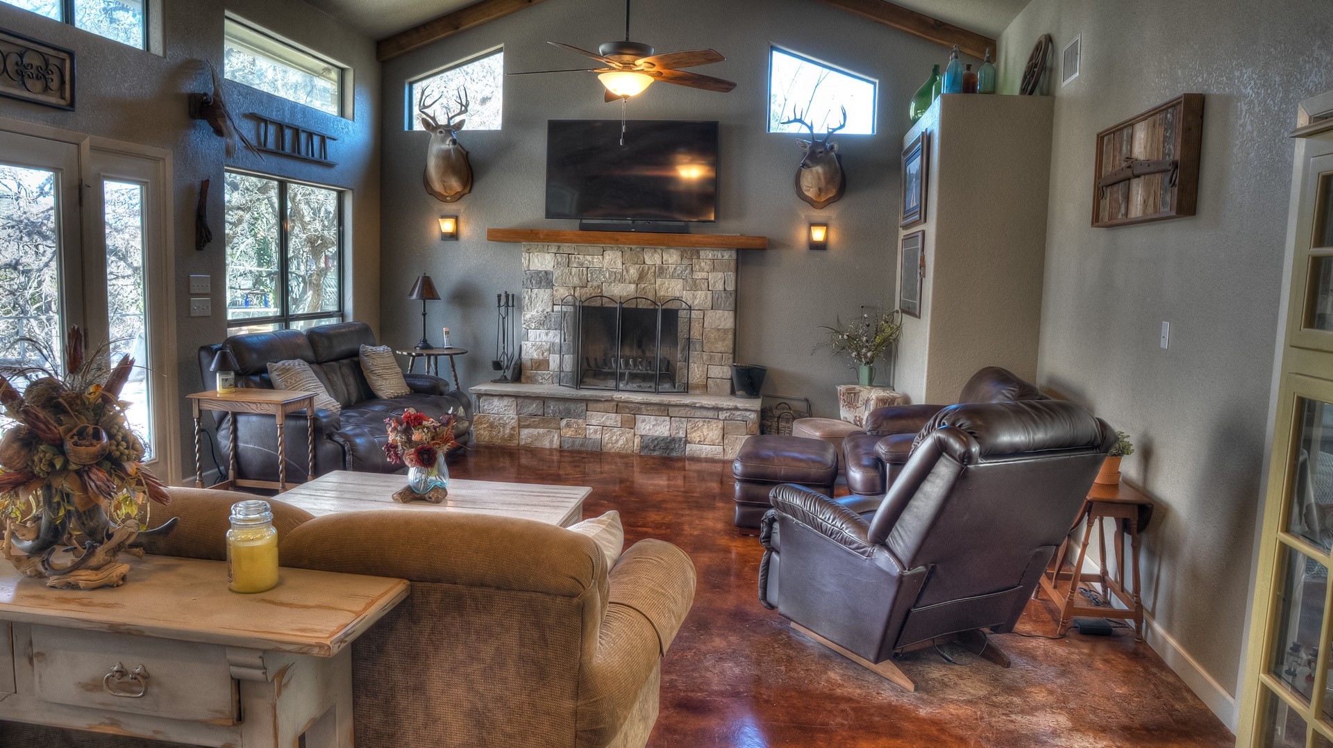 187 N Roy Chisum Road Leakey TX 78873