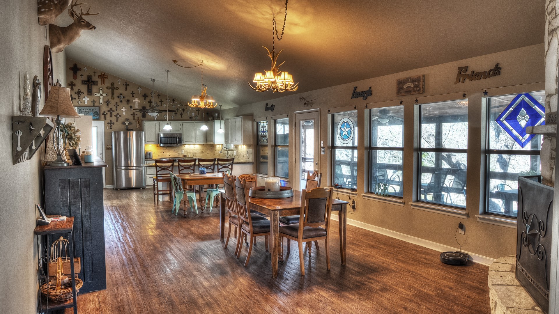 187 N Roy Chisum Road Leakey TX 78873