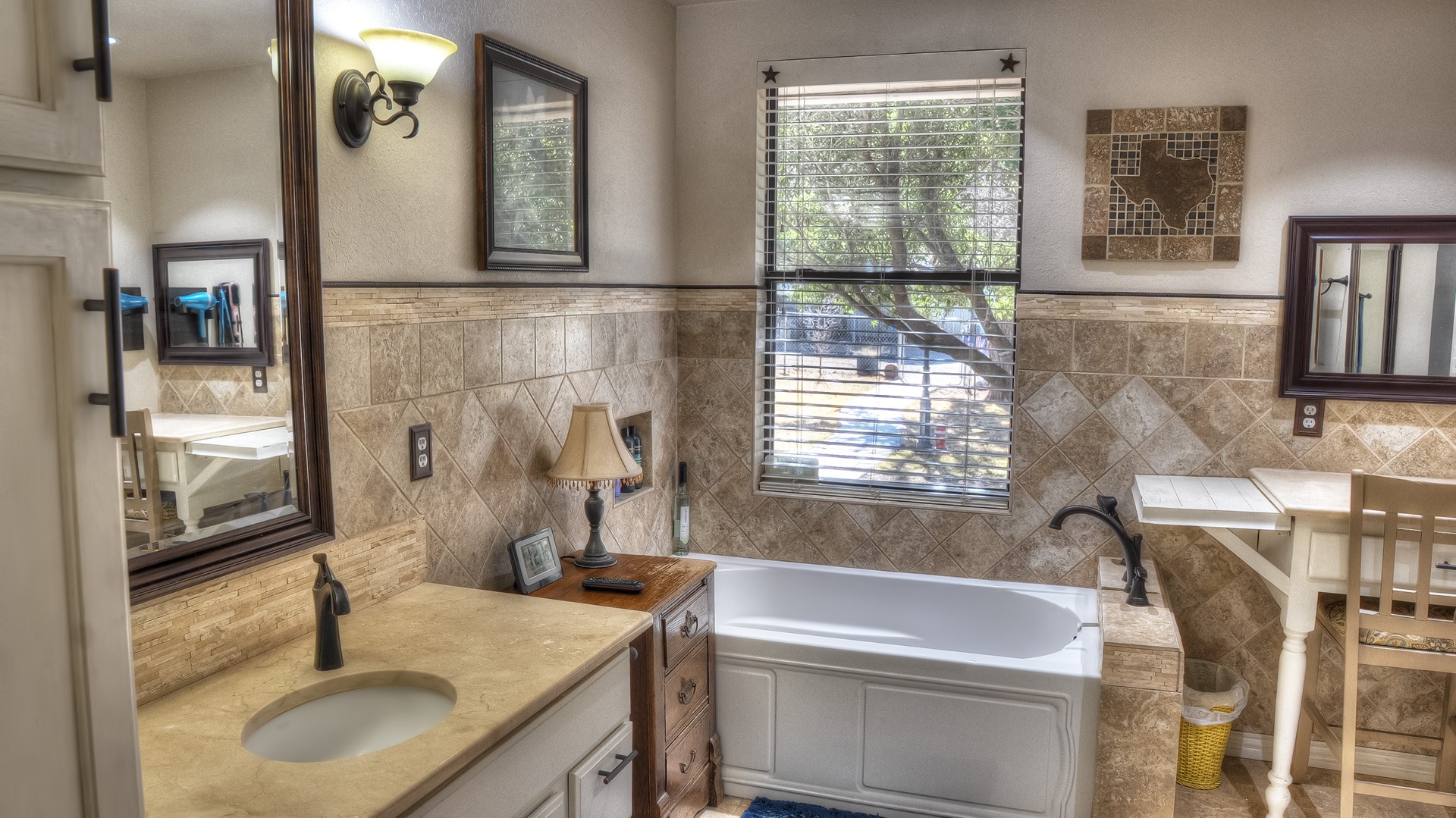 187 N Roy Chisum Road Leakey TX 78873