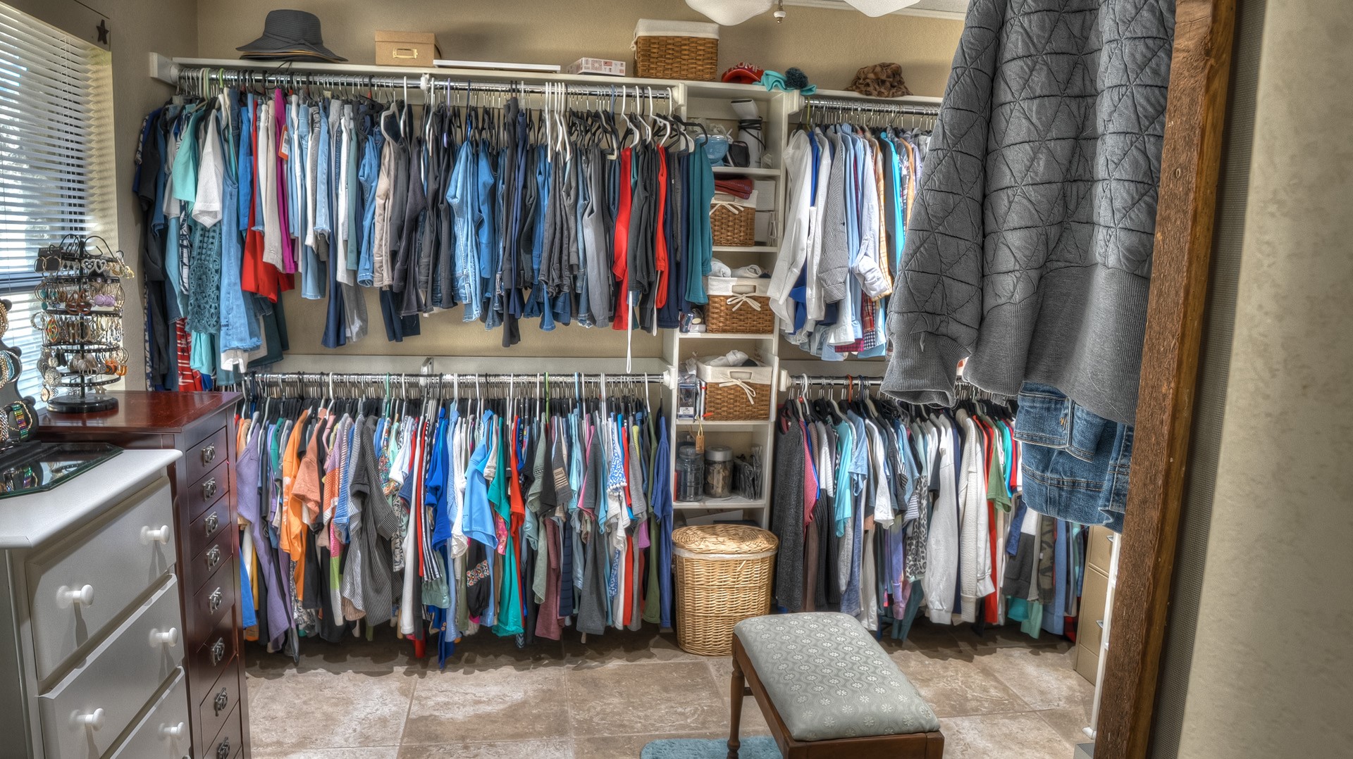187 N Roy Chisum Road Leakey TX 78873