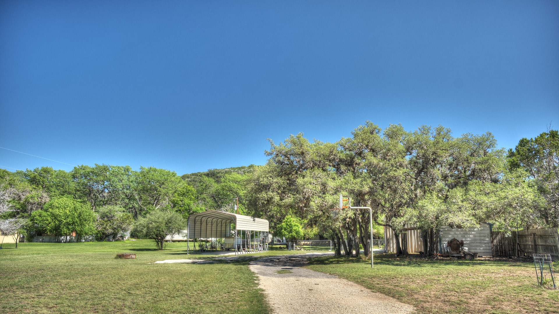 187 N Roy Chisum Road Leakey TX 78873