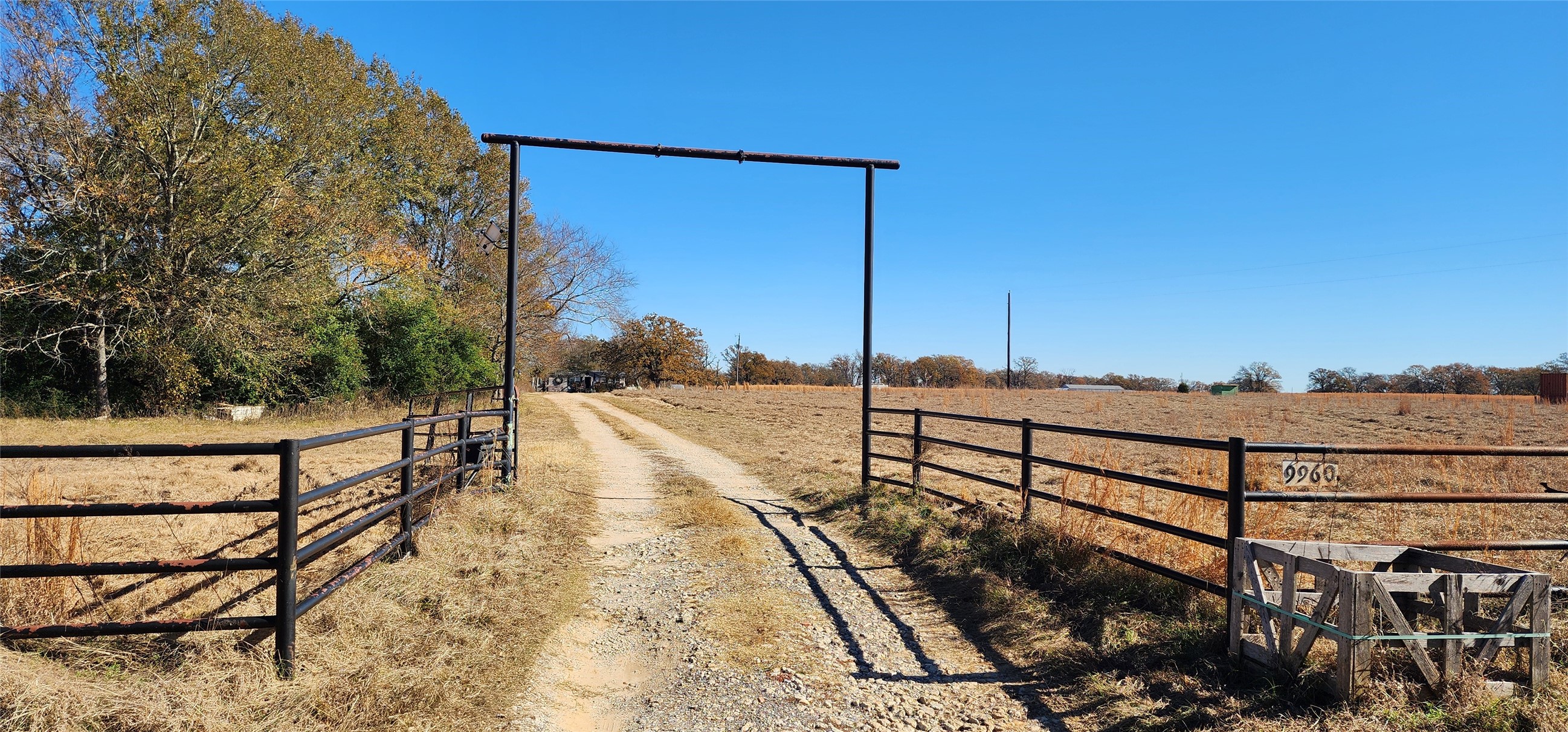 9960 County Road 2813 Eustace TX 75124