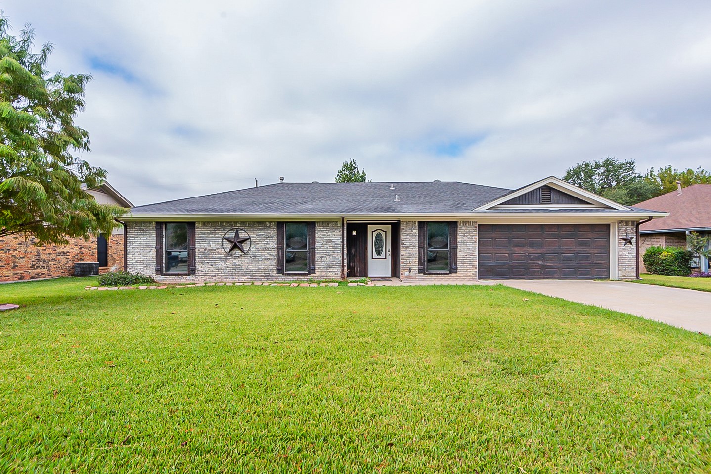 13 Christi Lane Krum TX 76249