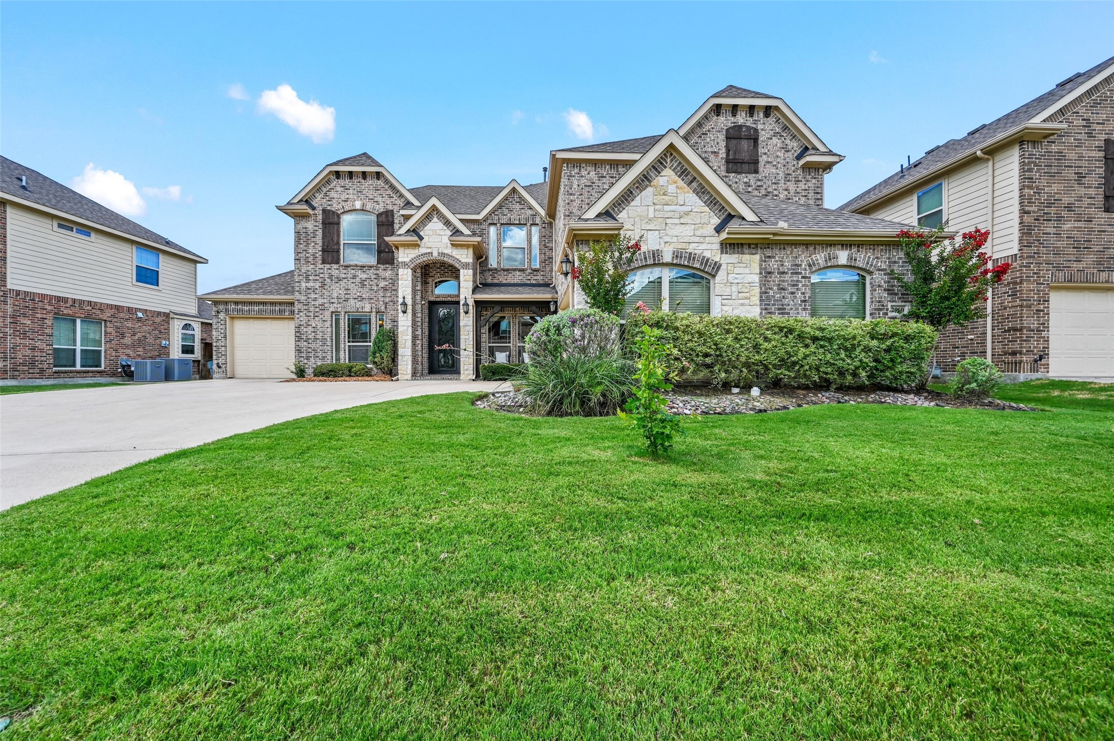 2960 Arenoso Grand Prairie TX 75054