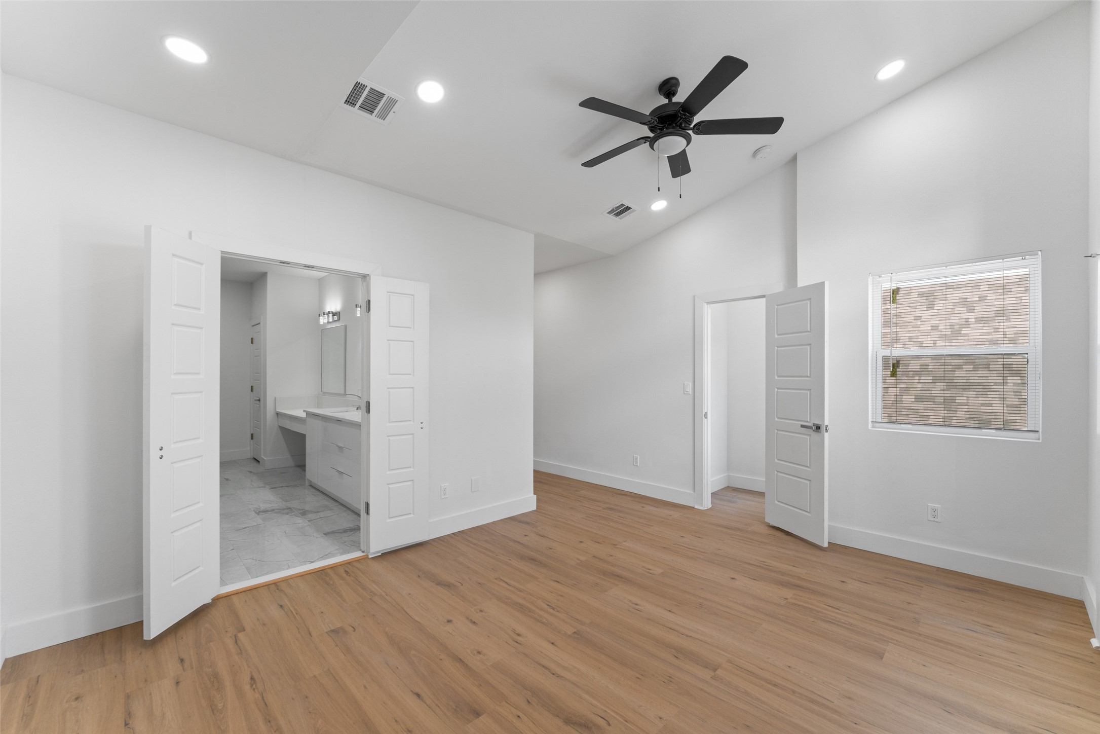 2511 Crossman Avenue Dallas TX 75212