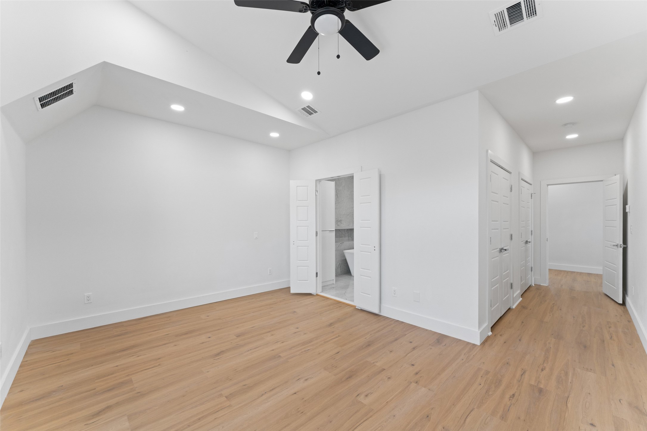 2511 Crossman Avenue Dallas TX 75212