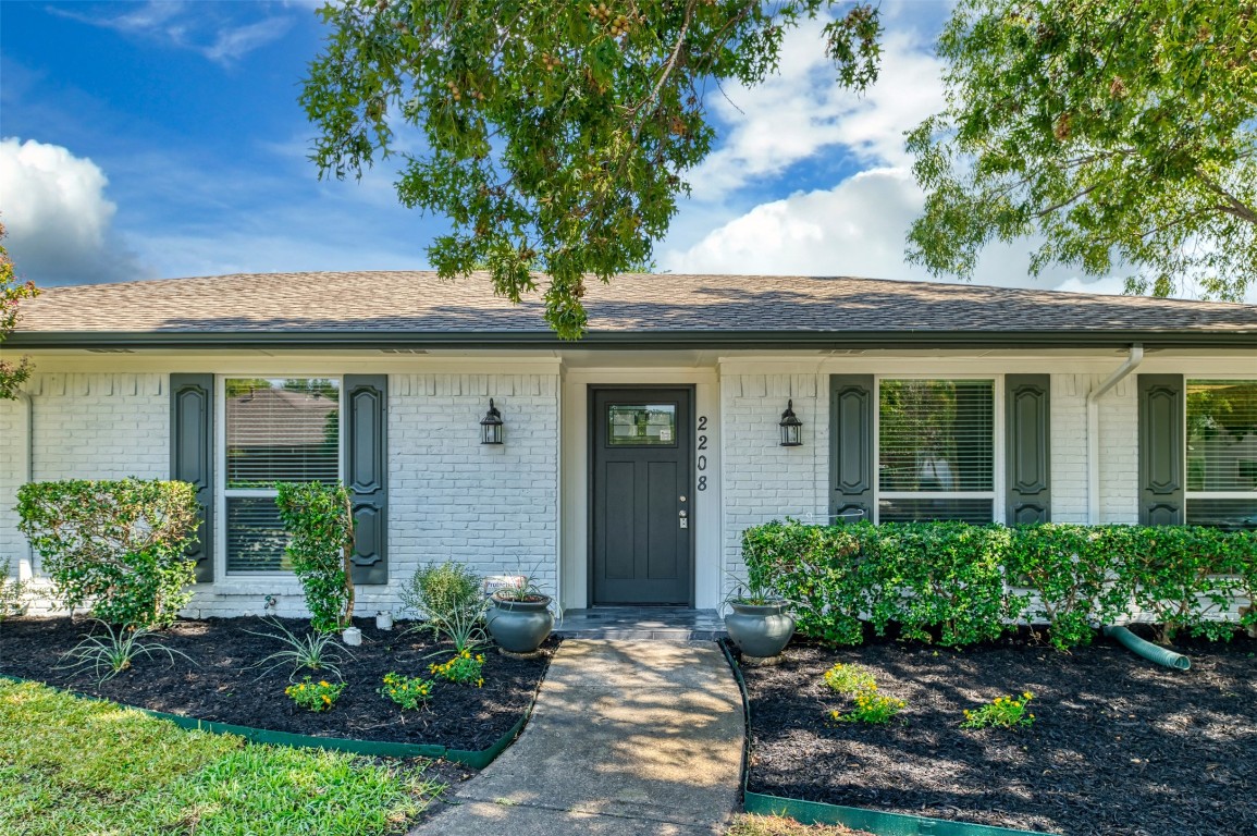 2208 Daybreak Trail Plano TX 75093
