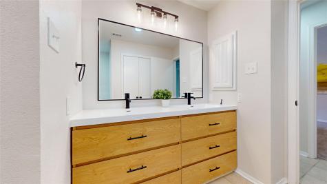 1010 Fairhaven Drive Garland TX 75040