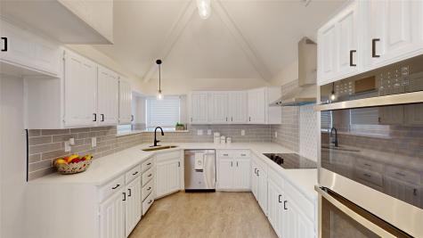 1010 Fairhaven Drive Garland TX 75040