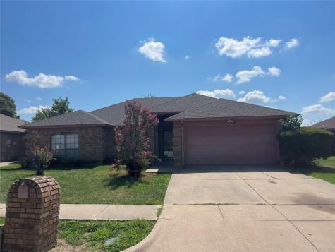 1404 Garrison Street Arlington TX 76018