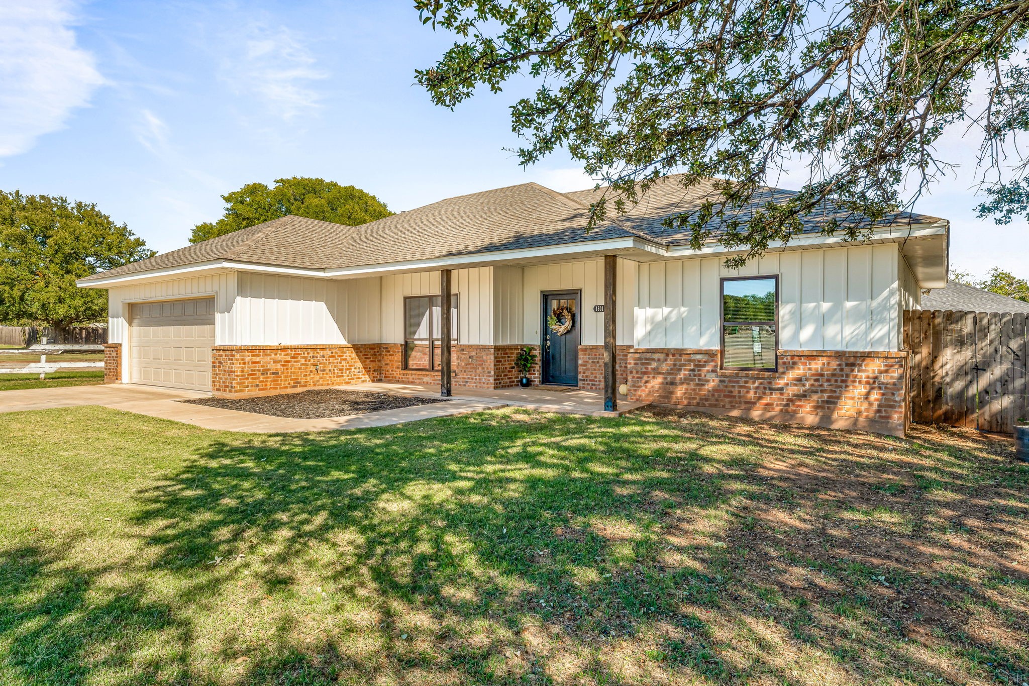1501 Johnson Road Iowa Park TX 76367