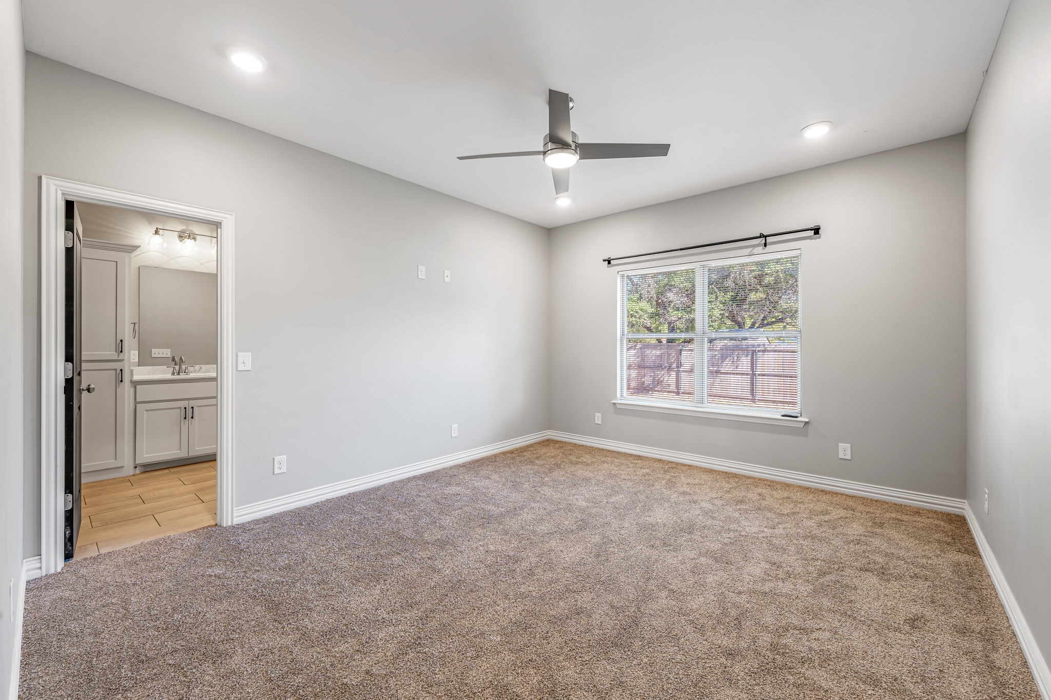 1501 Johnson Road Iowa Park TX 76367