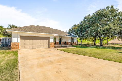 1501 Johnson Road Iowa Park TX 76367