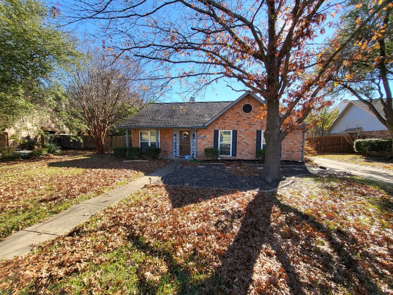 912 Whitewater Trail Desoto TX 75115