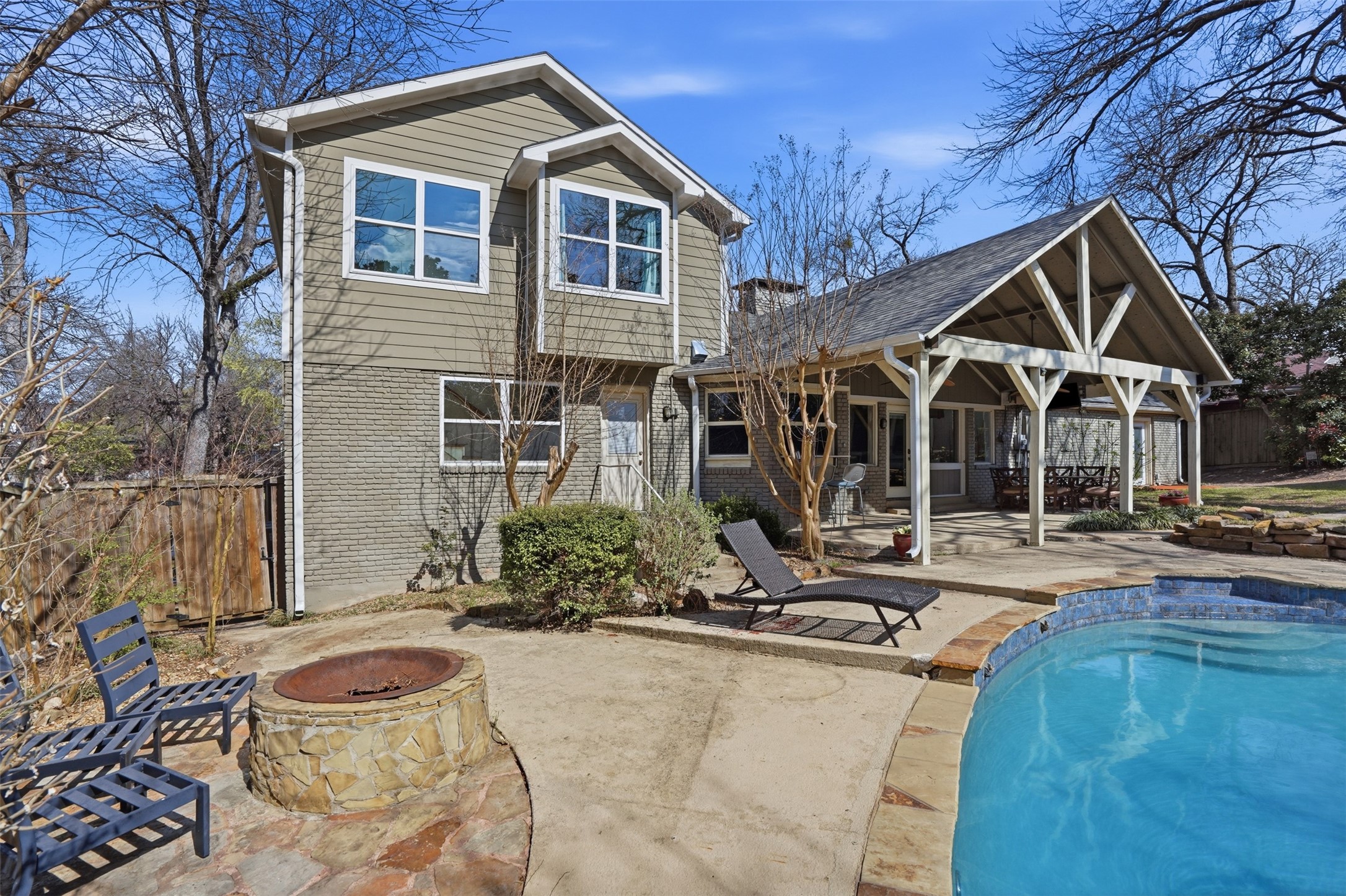 1155 Timplemore Drive Dallas TX 75218